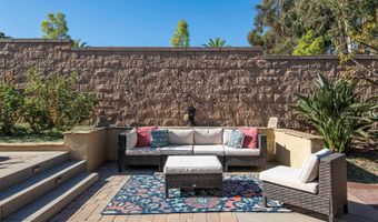 5401 Reef Cir, Carlsbad, CA 92008