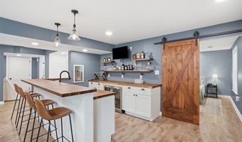 212 Pinnacle Ct, Adams Twp., PA 16059