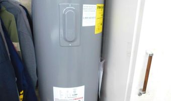 251 Habant Dr, Amherst, OH 44001