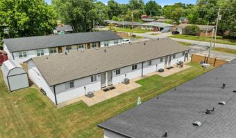 1306 SE C St, Bentonville, AR 72712