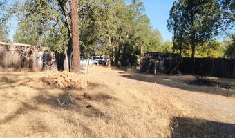 16880 Laverne Ln, Anderson, CA 96007
