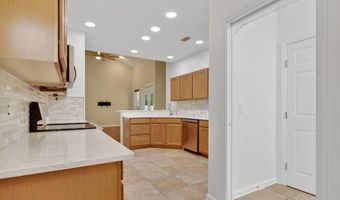 800 PARADISE Ln, Atlantic Beach, FL 32233