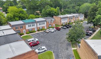 444 Kingswood Ct, Albany, GA 31707