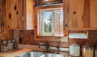 454 Wild Turkey Trl, Augusta, WV 26704