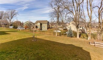 922 Evans View Dr, Adel, IA 50003