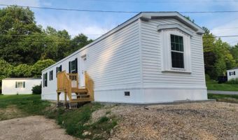 10 Cassie Ln, Bennington, VT 05201