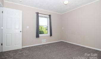 376 Mills Gap Rd TR 1, Asheville, NC 28803