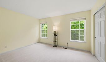 614 Whispering Willows Ct, Ballwin, MO 63021