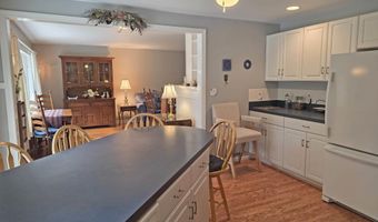 72 Green Mdw, Brattleboro, VT 05301