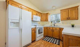 4020 Gateway Cir, Ammon, ID 83406