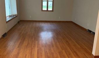 303 Lincoln Dr, Alcester, SD 57001