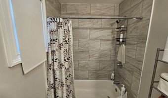 113 Clarence St, Bridgeport, CT 06608