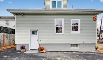 112 Villa Ave, Cranston, RI 02905