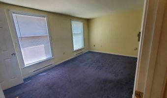 32 Cortland Cir, Bangor, ME 04401