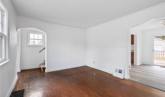 304 9th St SW, Austin, MN 55912