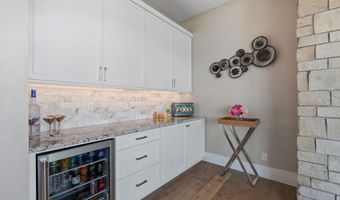 281 Lakeshore Dr, American Falls, ID 83211