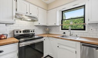 2705 ANDREA Dr, Allentown, PA 18103