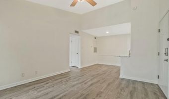 3308 WYNDHAM Cir 321, Alexandria, VA 22302