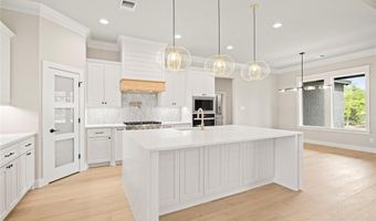 125 Oak Meadow Ln, Weatherford, TX 76085