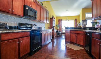 2807 Westwind Dr, Valparaiso, IN 46385
