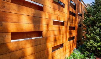 560 Iris Ave, Boulder, CO 80304