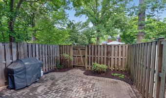 3334 2ND St S, Arlington, VA 22204