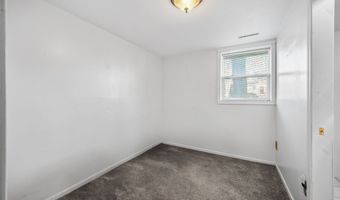 110 9th St SE, Altoona, IA 50009