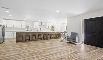 17900 Oak Creek Rd, Alva, FL 33920