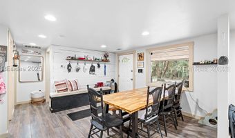 8 Billy Hill Rd, Beaufort, SC 29906