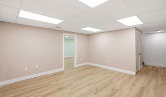 295 Coolidge Ave, Bayville, NJ 08721