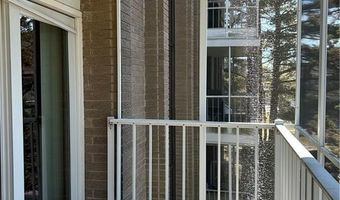 200 Hoffman Ave 206, Cranston, RI 02920