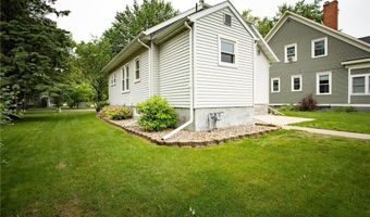 1007 Douglas St, Alexandria, MN 56308