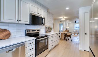 496 E Chester Ln, Boise, ID 83706