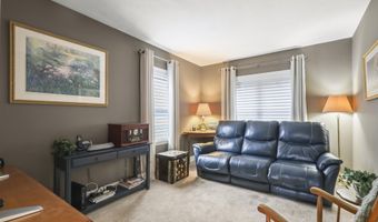2 Amberwood Ct 2, Bourne, MA 02532