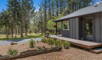 18943 Martingale Cir, Bend, OR 97703