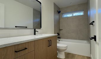 204 W Mill St, Cascade, ID 83611