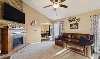 729 11th St SE, Altoona, IA 50009