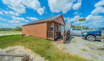 812 S Parkway Dr, Alvarado, TX 76009