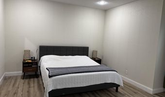 140 Park Valley Ct, Anderson, MO 64831