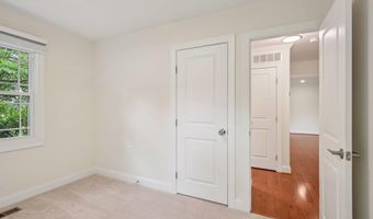 12213 WESTMONT Ln, Bowie, MD 20715