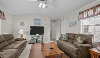 204 Winston Ave, Atlantic Beach, NC 28512