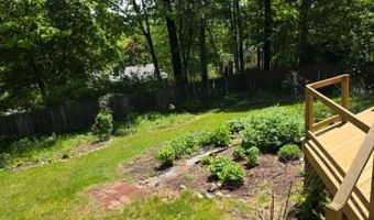 184 Carriage Hill Rd, Brattleboro, VT 05301