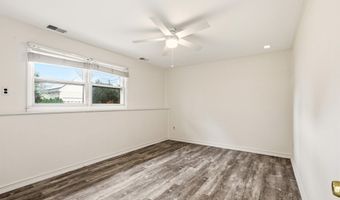853 Neptune Ave, Beachwood, NJ 08722
