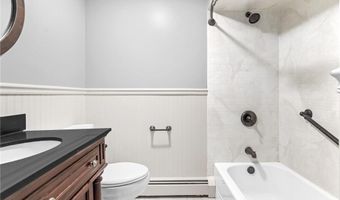 2 Betsy Williams Ct, Johnston, RI 02919