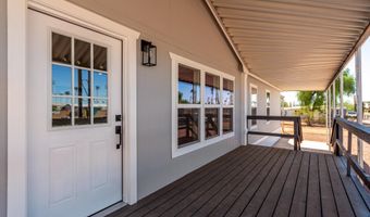 81 S TOMAHAWK Rd, Apache Junction, AZ 85119