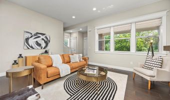 2567 Kingston St, Aurora, CO 80010