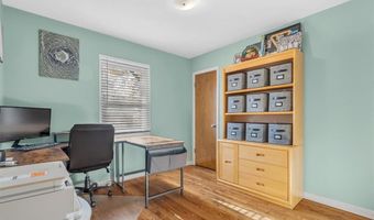 8216 Mackenzie Rd, Affton, MO 63123