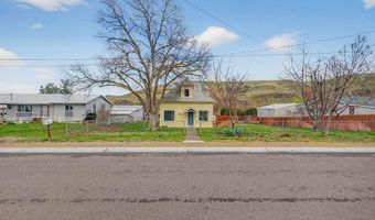 815 2nd St, Asotin, WA 99402