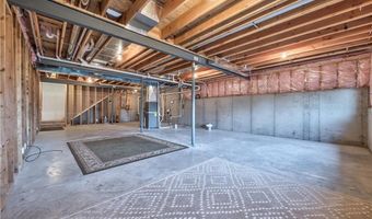 1326 N 159th St, Basehor, KS 66007