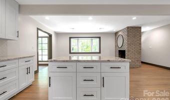 35 Timberview Dr, Arden, NC 28704